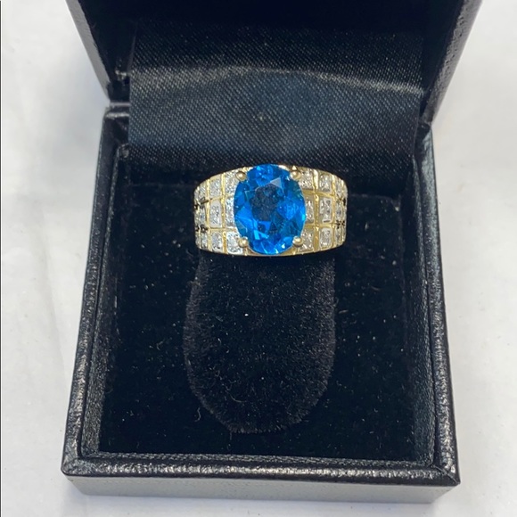 Jewelry - 14K blue Lopez & Diamonds Ring